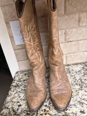 Zodiac Tan Leather Boot with Multicolor Map-Print Lining